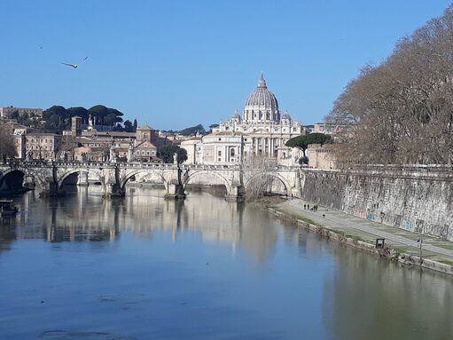 Tevere e Vaticano a Roma